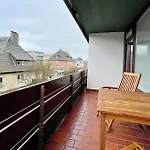 Ferienwohnung mitten in Westerland mit Balkon Strandläufer 1
