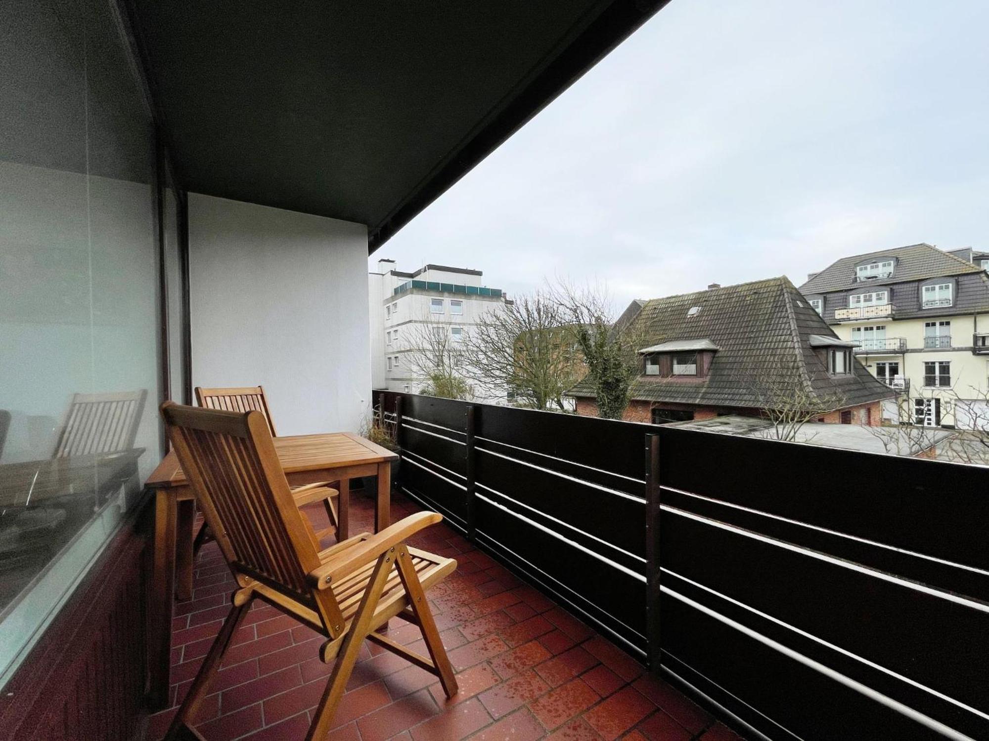 Apartment Ferienwohnung Mitten In Mit Balkon Strandläufer 1